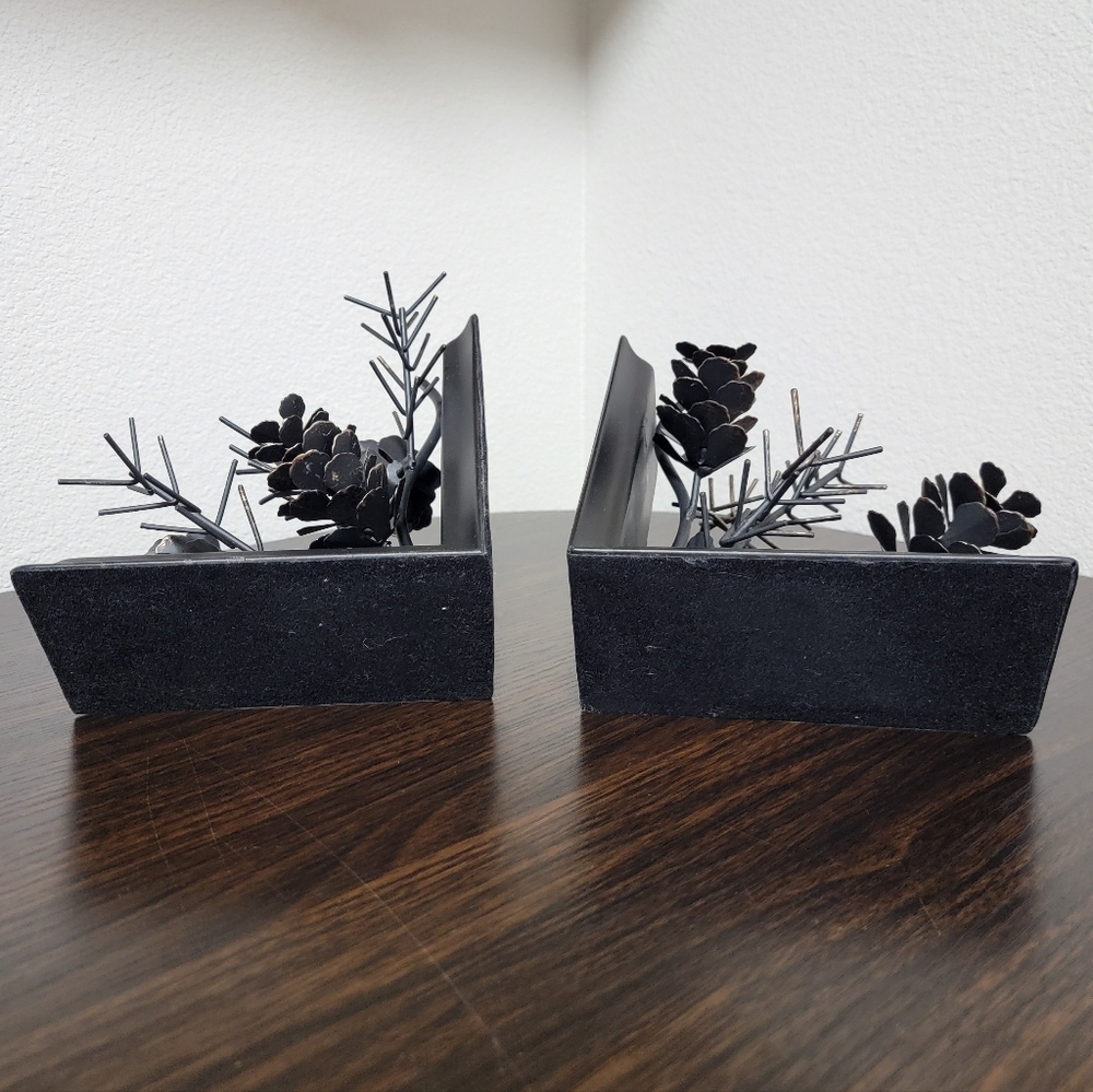 Black Pinecone Cabin Bookends Decor Pottery Barn Felt Bottom Heavy - Picture 5 of 5